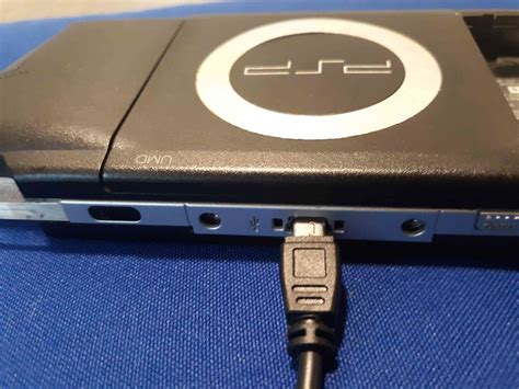 How to Transfer Photos to a Memory Stick on a PSP .